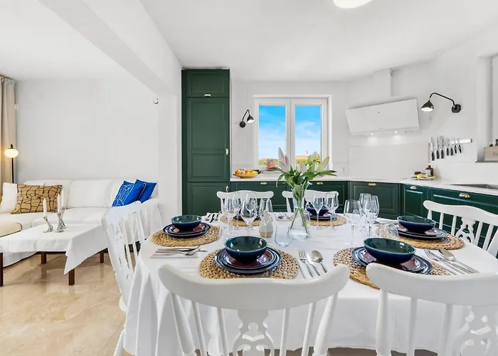 4 Bedroom Amazing In Сasa de vacaciones