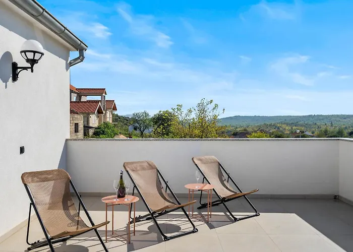 Vakantiehuis 4 Bedroom Amazing In