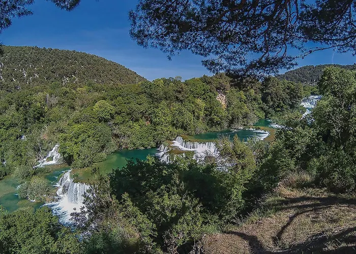 Vakantiehuis 4 Bedroom Amazing In Vodice